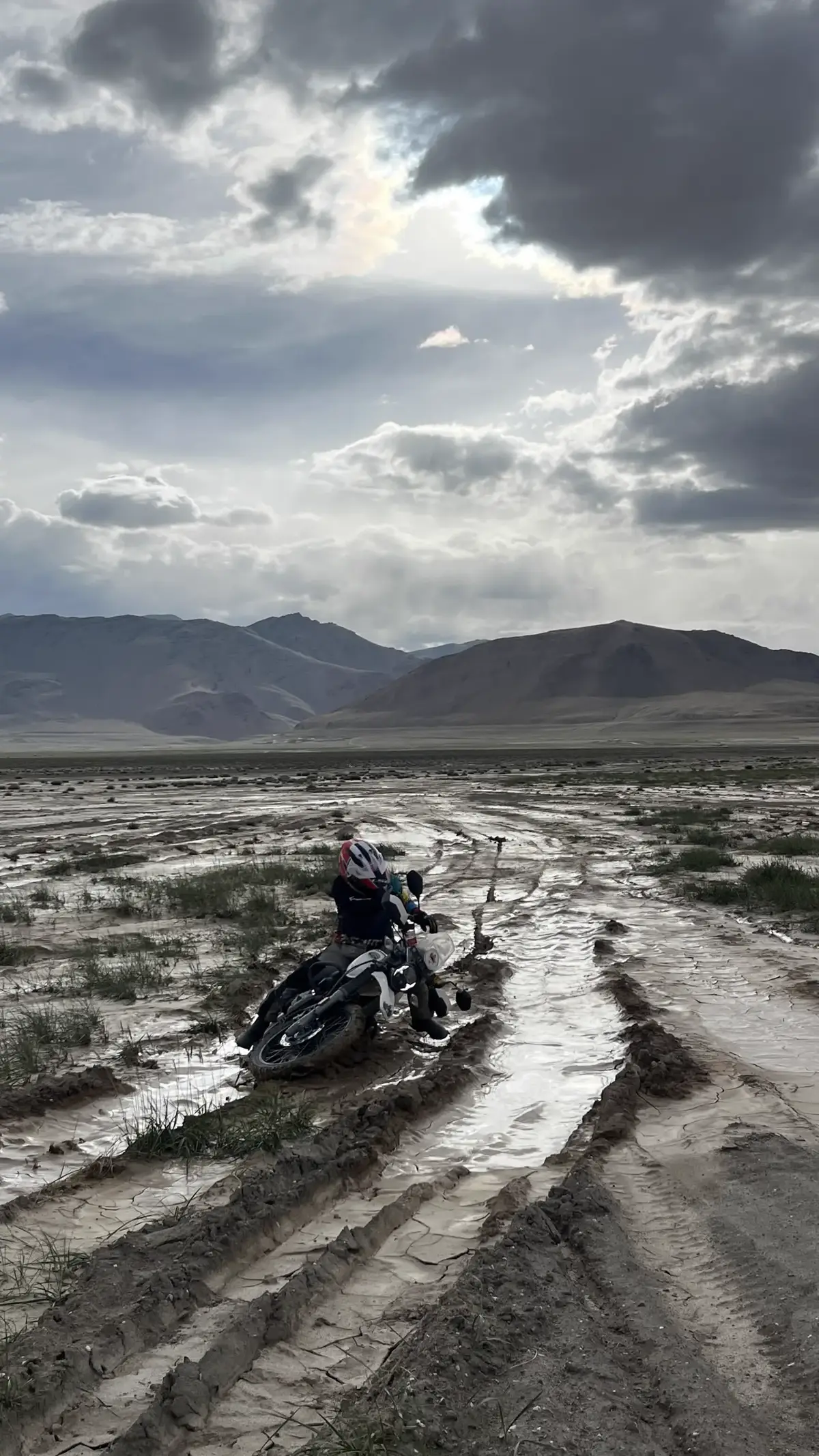 Srinagar to Leh Highway Expedition