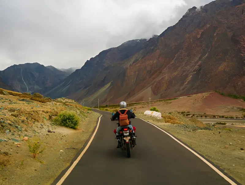 Kashmir to Leh Group Join-In Tour